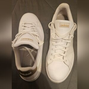 ADIDAS CLOUDFOAM SHOES